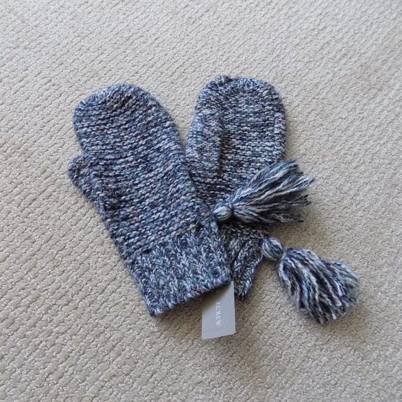 NEW J. CREW CHUNKY DONEGAL CABLE KNIT MITTENS
